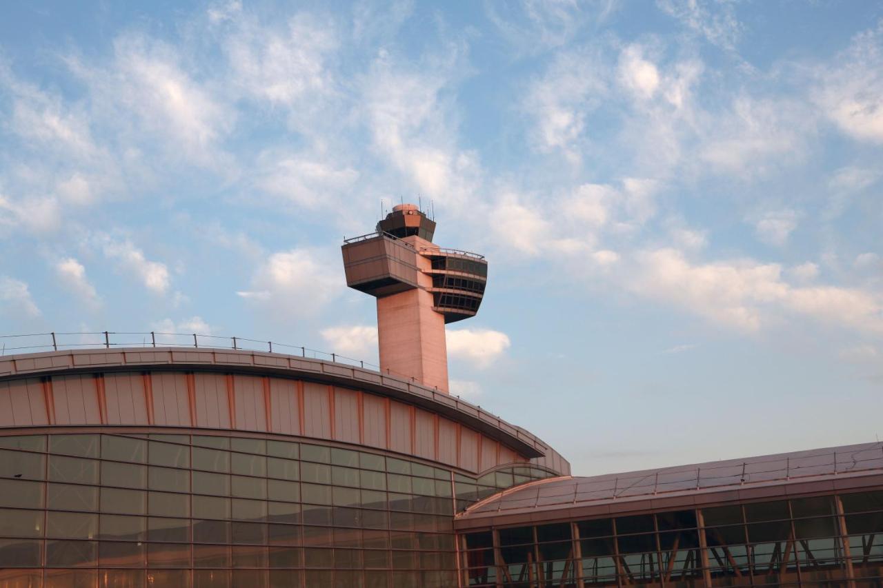 Holiday Inn Express Kennedy Airport, An Ihg Hotel New York Eksteriør bilde