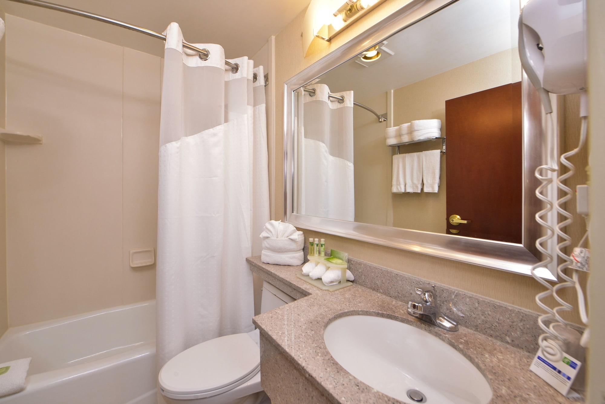 Holiday Inn Express Kennedy Airport, An Ihg Hotel New York Eksteriør bilde