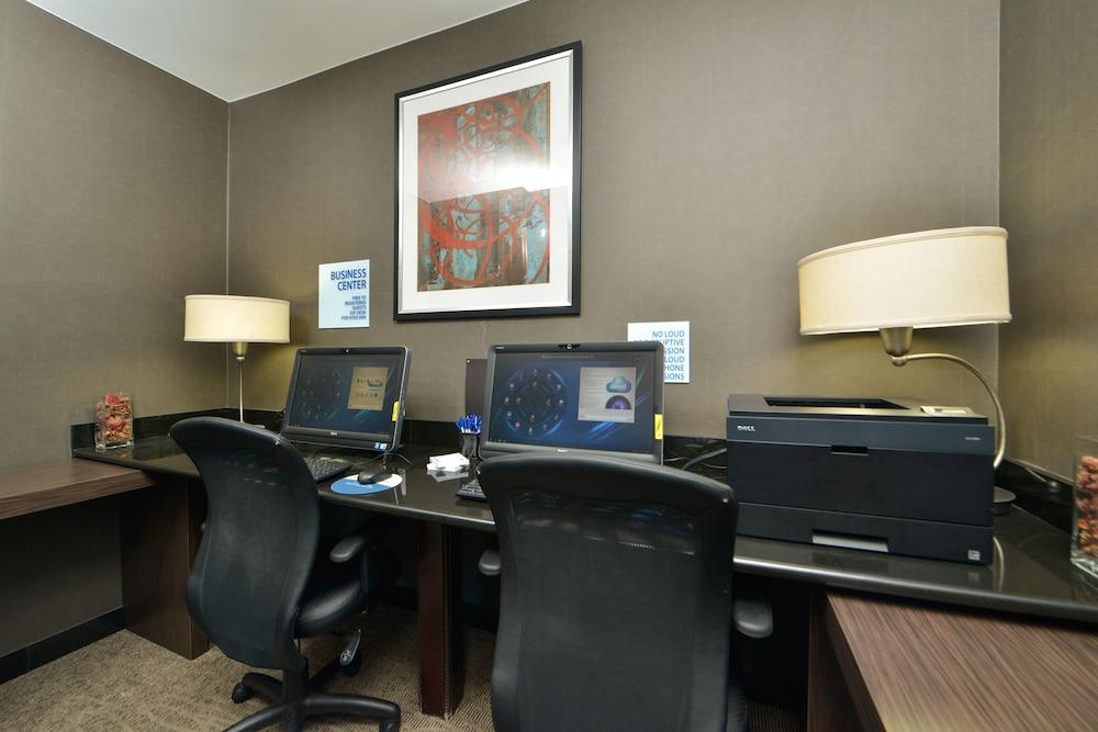 Holiday Inn Express Kennedy Airport, An Ihg Hotel New York Eksteriør bilde