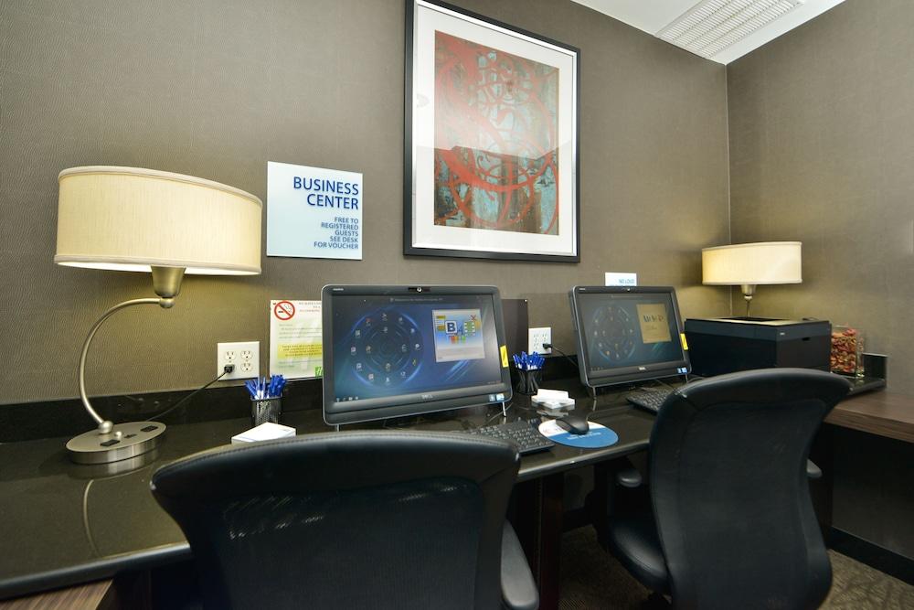 Holiday Inn Express Kennedy Airport, An Ihg Hotel New York Eksteriør bilde