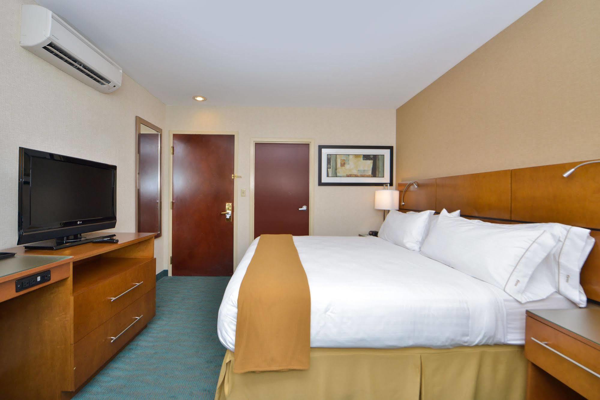 Holiday Inn Express Kennedy Airport, An Ihg Hotel New York Eksteriør bilde