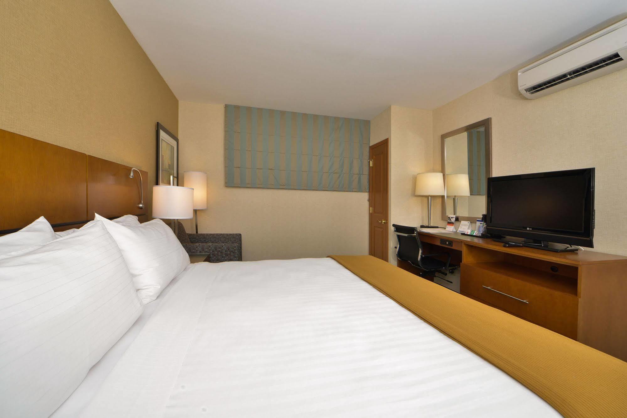 Holiday Inn Express Kennedy Airport, An Ihg Hotel New York Eksteriør bilde