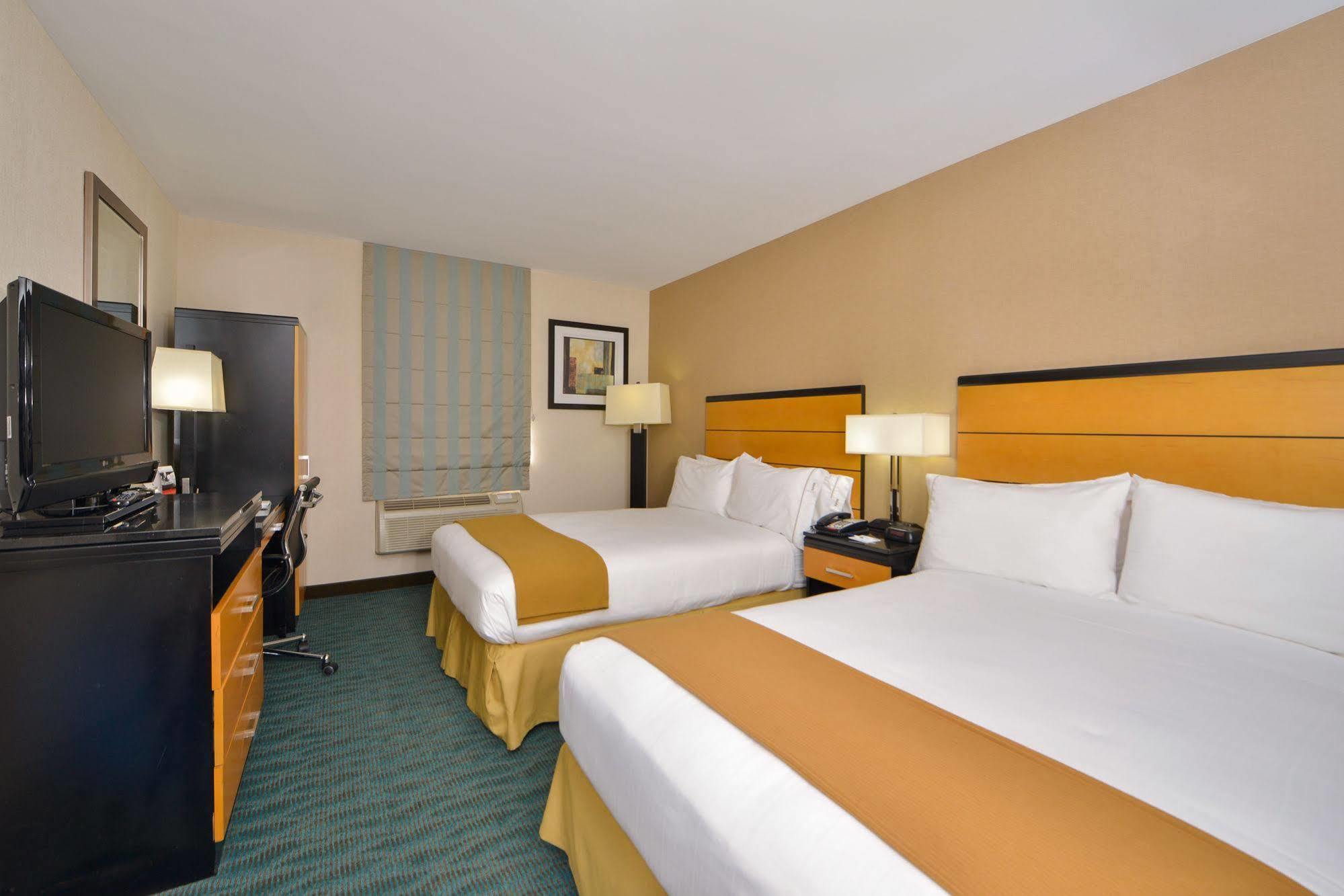 Holiday Inn Express Kennedy Airport, An Ihg Hotel New York Eksteriør bilde